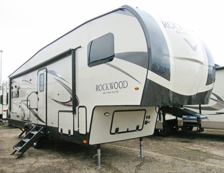 Rockwood Ultra Lite Fifth Wheel